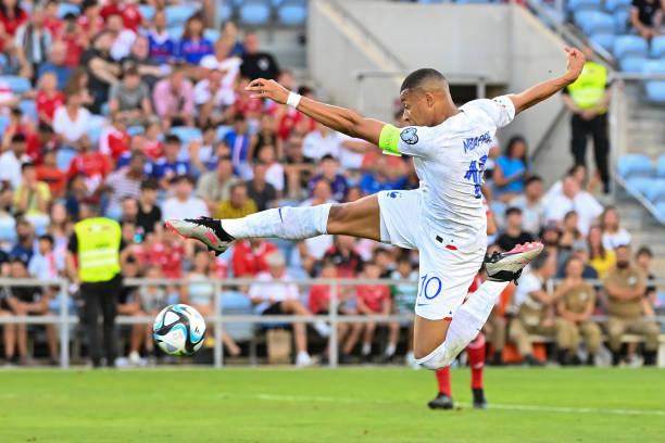 法国31射仅入3球，姆巴佩组织射门一肩挑适得其反？